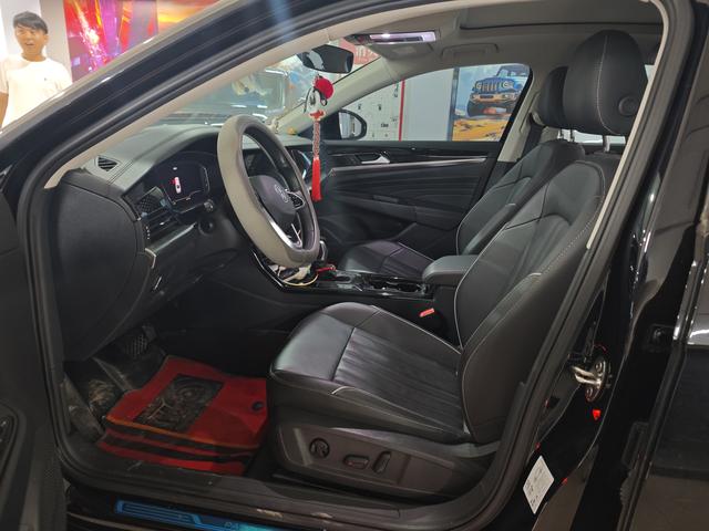 Volkswagen Passat id 4387224 из Китая 7