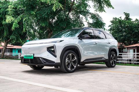 Geely Galaxy L7, 2025 год