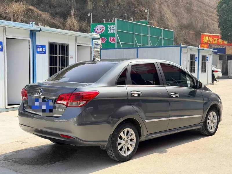 BAIC E-Series — фото 6
