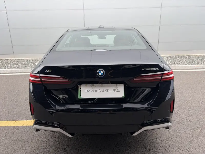 BMW i5 — фото 4
