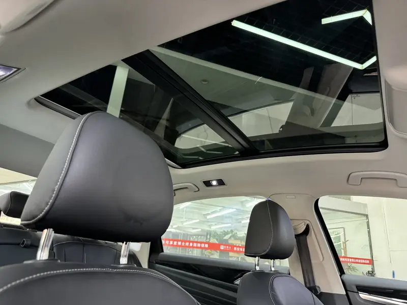 Volkswagen Passat — фото 13