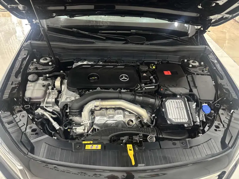 Mercedes-Benz GLB 220 стиль — фото 10