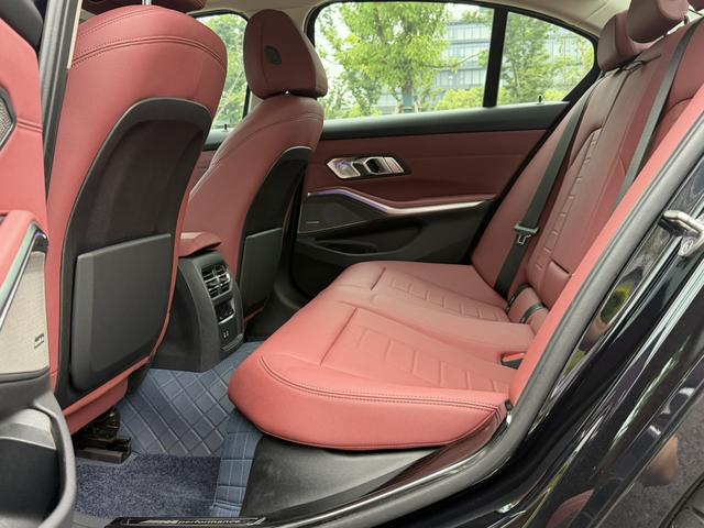 BMW 3 series id 4387461 из Китая 12
