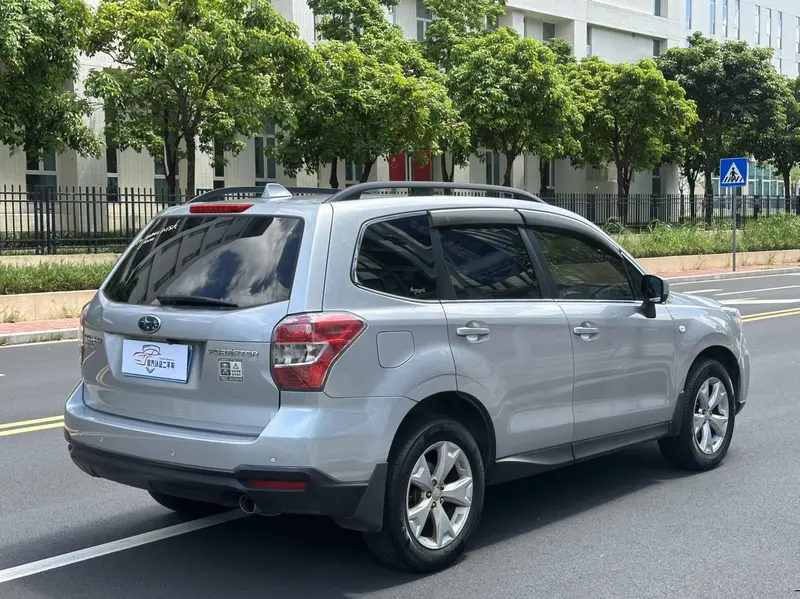 Subaru Forester — фото 6