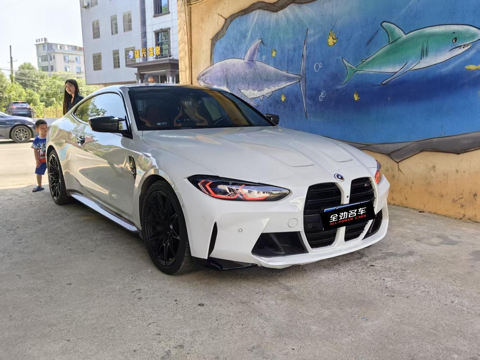 BMW M4: фотография 4 из 14