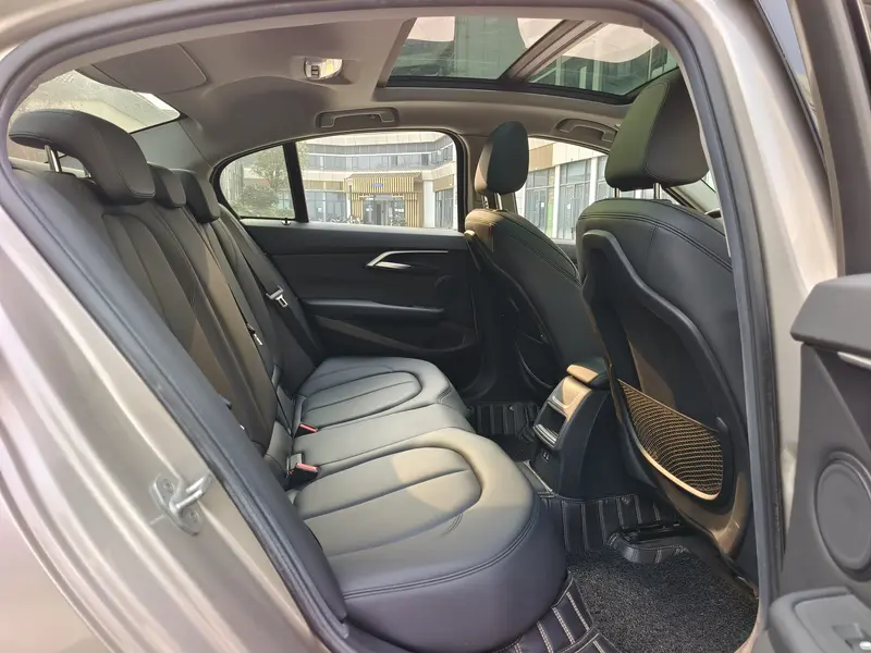 BMW 1 Series — фото 12