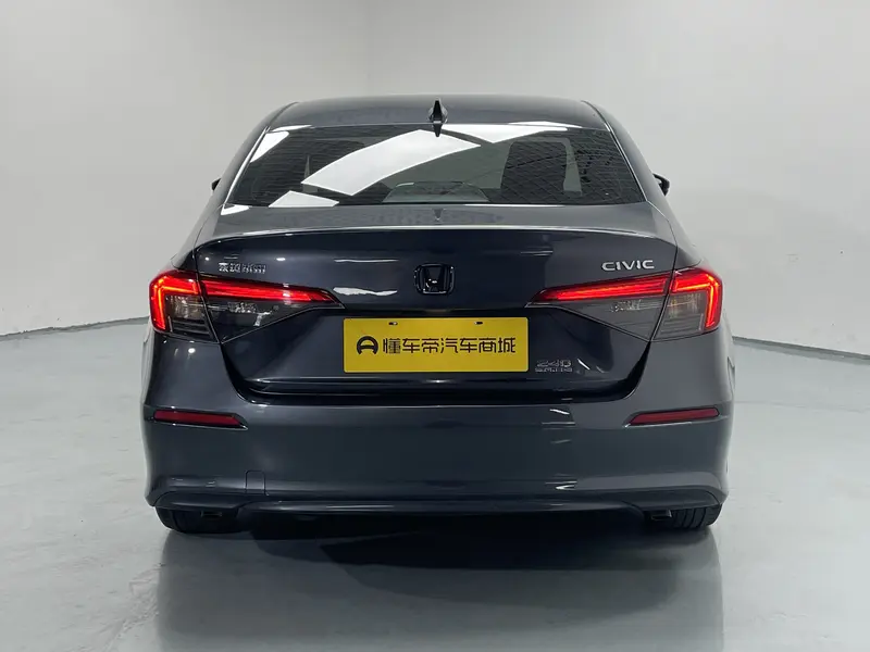 Honda Civic 240TURBO CVT — фото 6