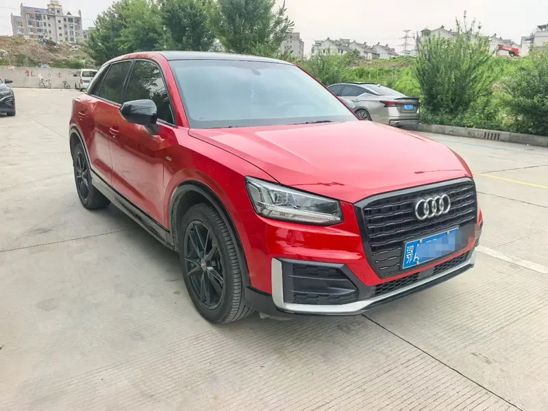 Audi Q2L 35TFSI V — фото 3