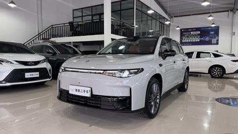 Leapmotor C10