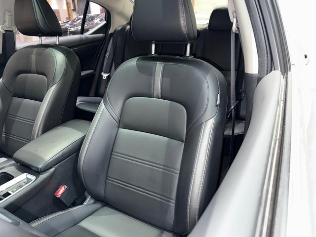 Nissan Xuan Yi id 4387442 из Китая 25