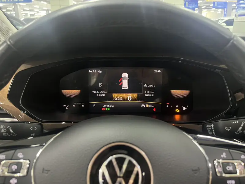 Volkswagen Tharu — фото 8