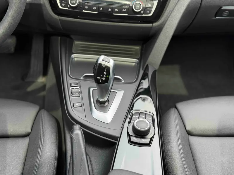 BMW 3 Xi Gt — фото 10