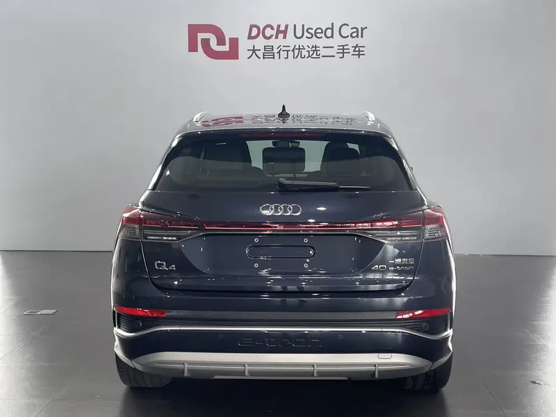 Audi Q4 e-tron 40 e-tron — фото 3
