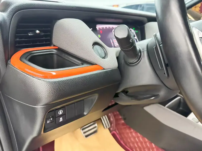 Honda Life 1.5L CVT SPO-SS — фото 13
