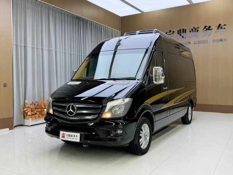 Mercedes-Benz Sprinter 3.5 L AT RWD 7