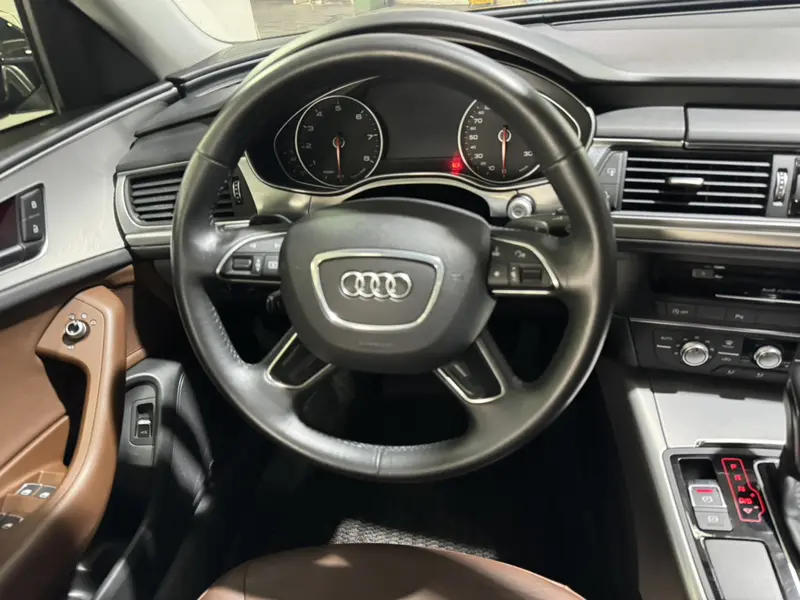 Audi A6L — фото 10