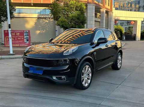 Lynk & Co 01