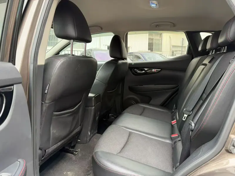 Nissan Qashqai 2.0L CVT смарт VI — фото 6