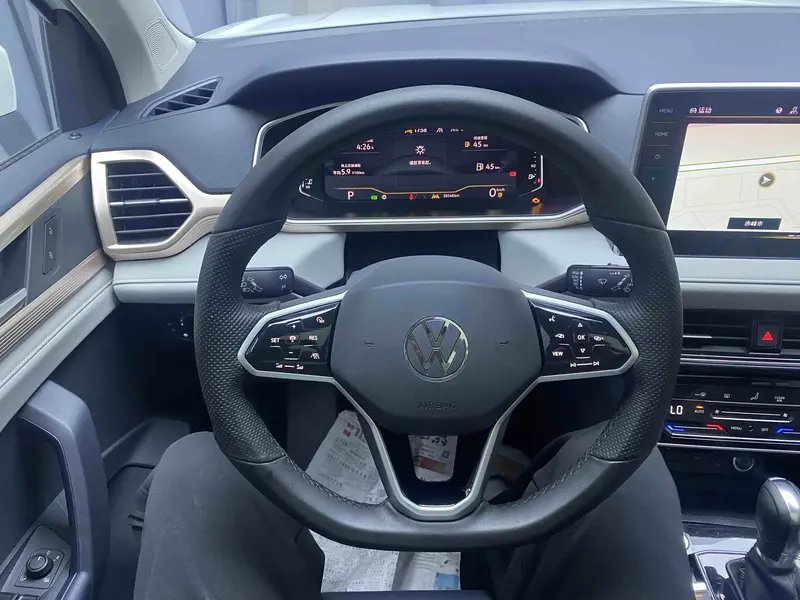 Volkswagen Tharu — фото 8