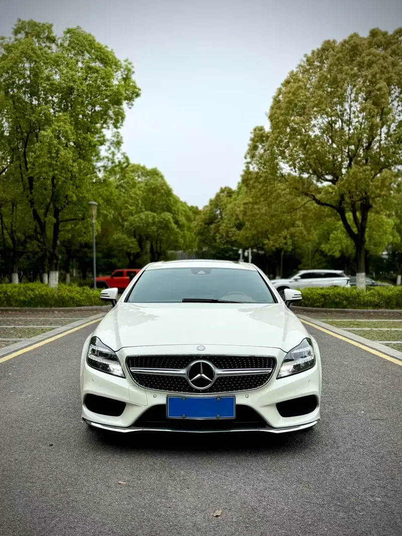 Mercedes-Benz CLS — фото 2