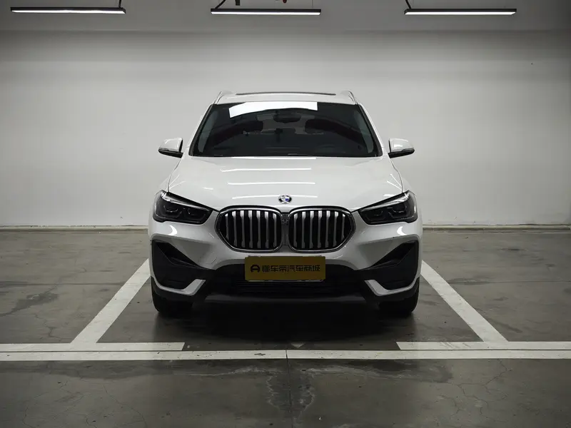 BMW X1 — фото 2