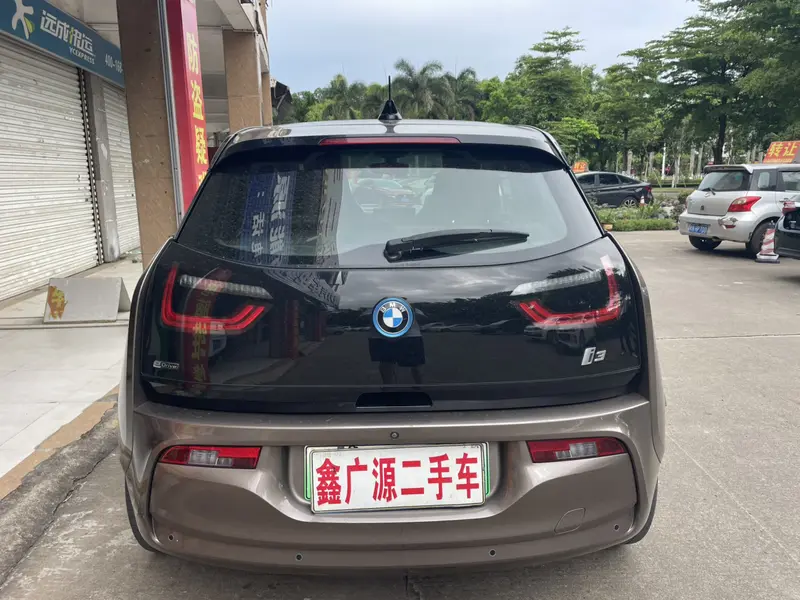 BMW i3 — фото 5
