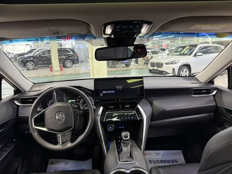 Toyota Ling Fang Harrier — фото 6