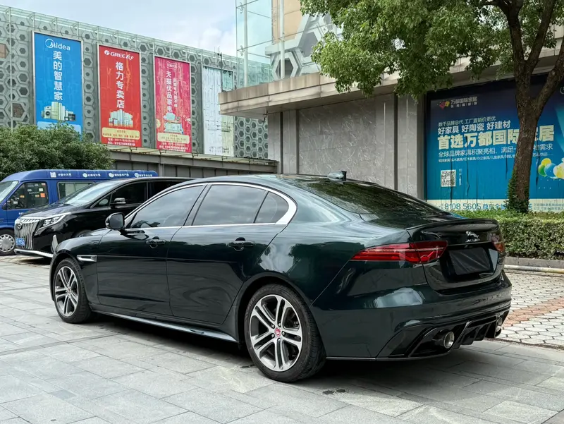 Jaguar XEL 2.0 T 250 PS R-DYNAMIC SSport — фото 4