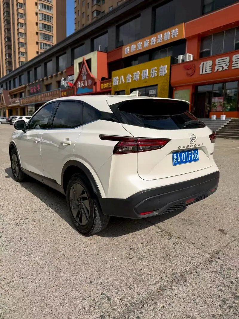Nissan Qashqai — фото 5