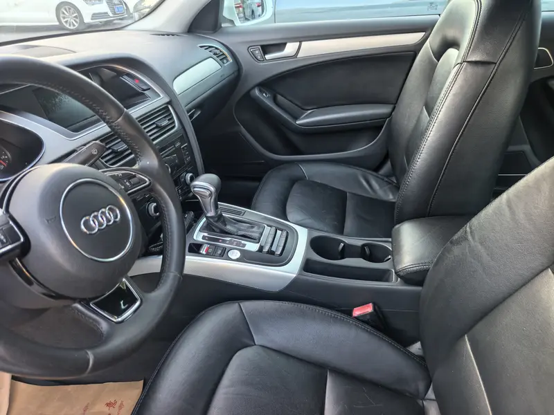 Audi A4L 35 TFSI автомат комфорт — фото 7