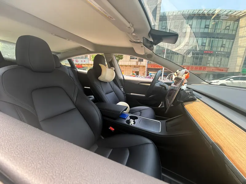 Tesla Model 3 — фото 6