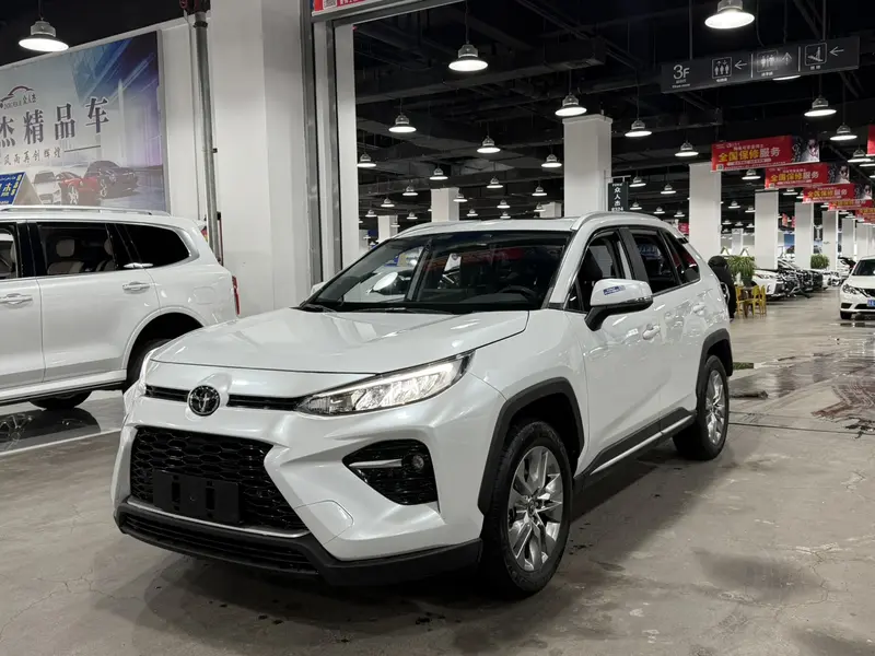 Toyota Wildlander — фото 1