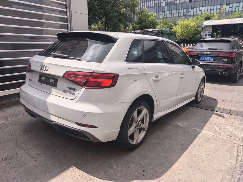 Audi A3 Sportback 35 TFSI стиль VI — фото 4