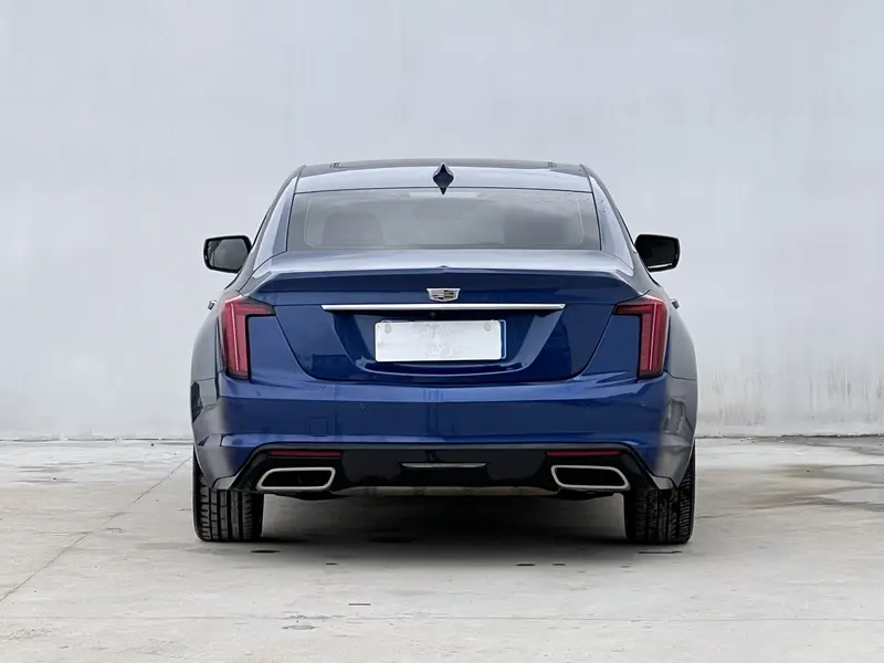 Cadillac CT5 — фото 5