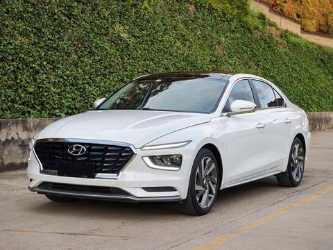 Hyundai Mistra
