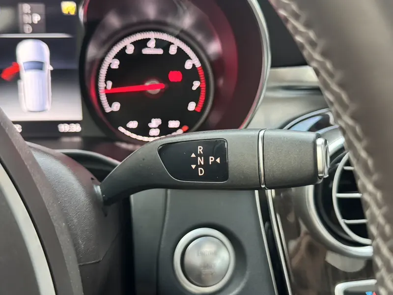 Mercedes-Benz GLC 260 4 MAT IC Luxury — фото 11