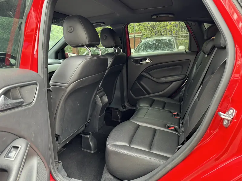 Mercedes-Benz B-Class — фото 11