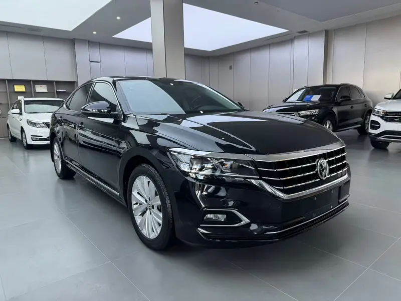Volkswagen Passat — фото 3