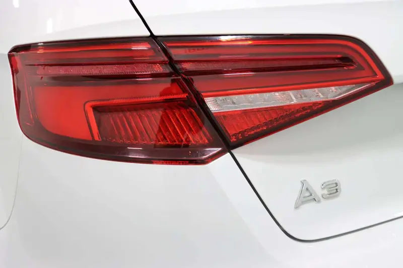 Audi A 3 Sportback 35 TFSI VI — фото 7