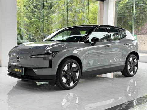 Volvo EX30, 2025 год