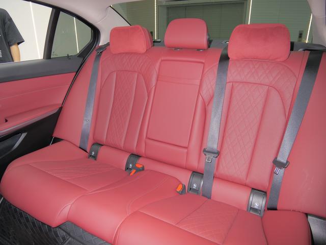 BMW 3 series id 4387448 из Китая 17