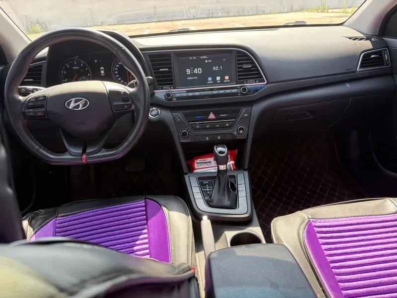 Hyundai Elantra — фото 9