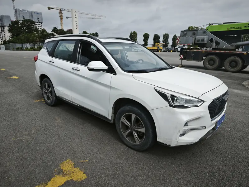 Haval M 6 1.5 T AT 2 WD — фото 3