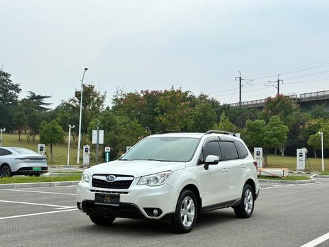 Subaru Forester 2013 2.5i AT Luxury