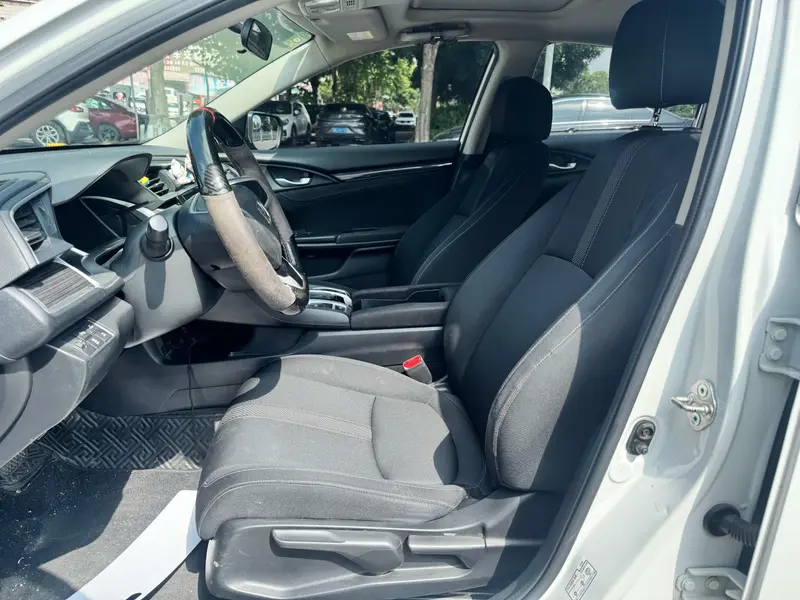 Honda Civic — фото 8