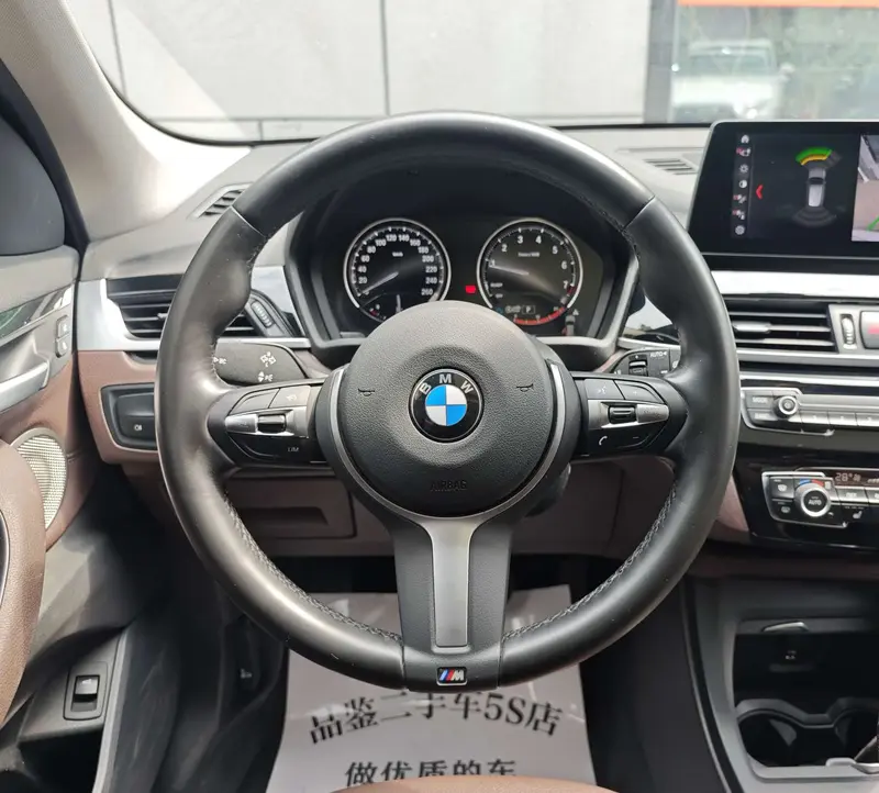 BMW X1 — фото 10