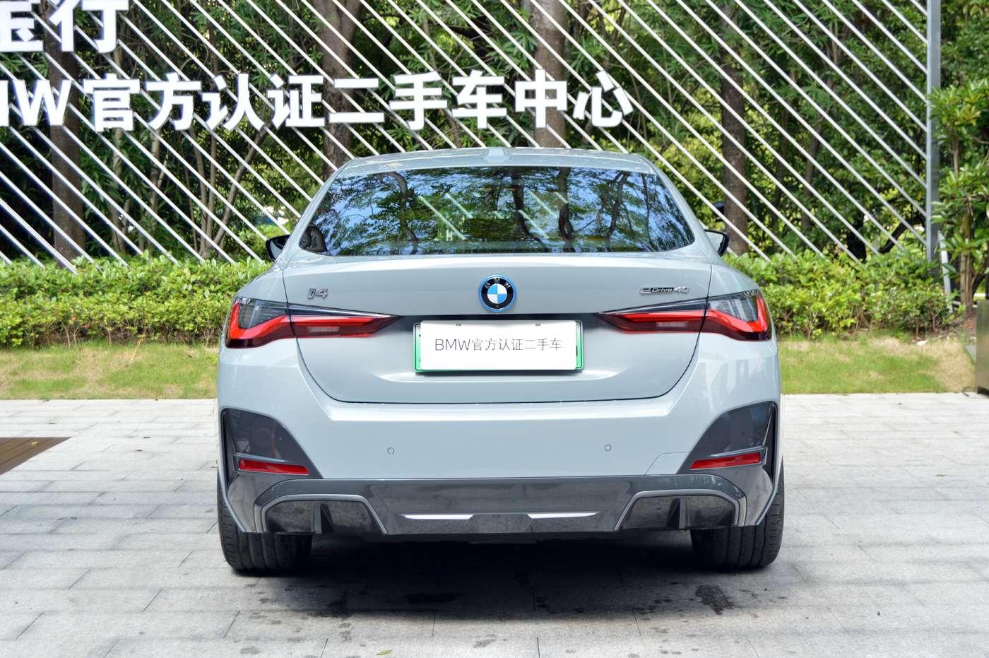 BMW i4: фотография 4 из 14