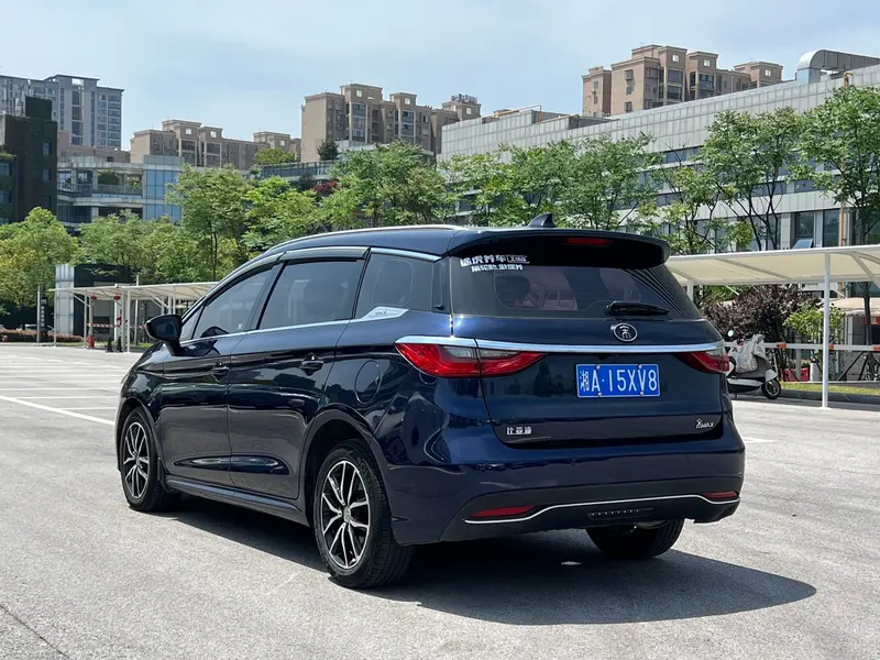 BYD Song Max — фото 4