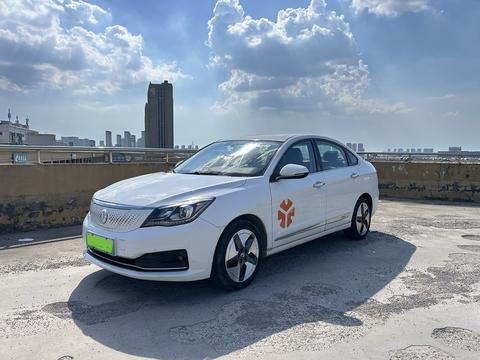 Dongfeng Aeolus E70