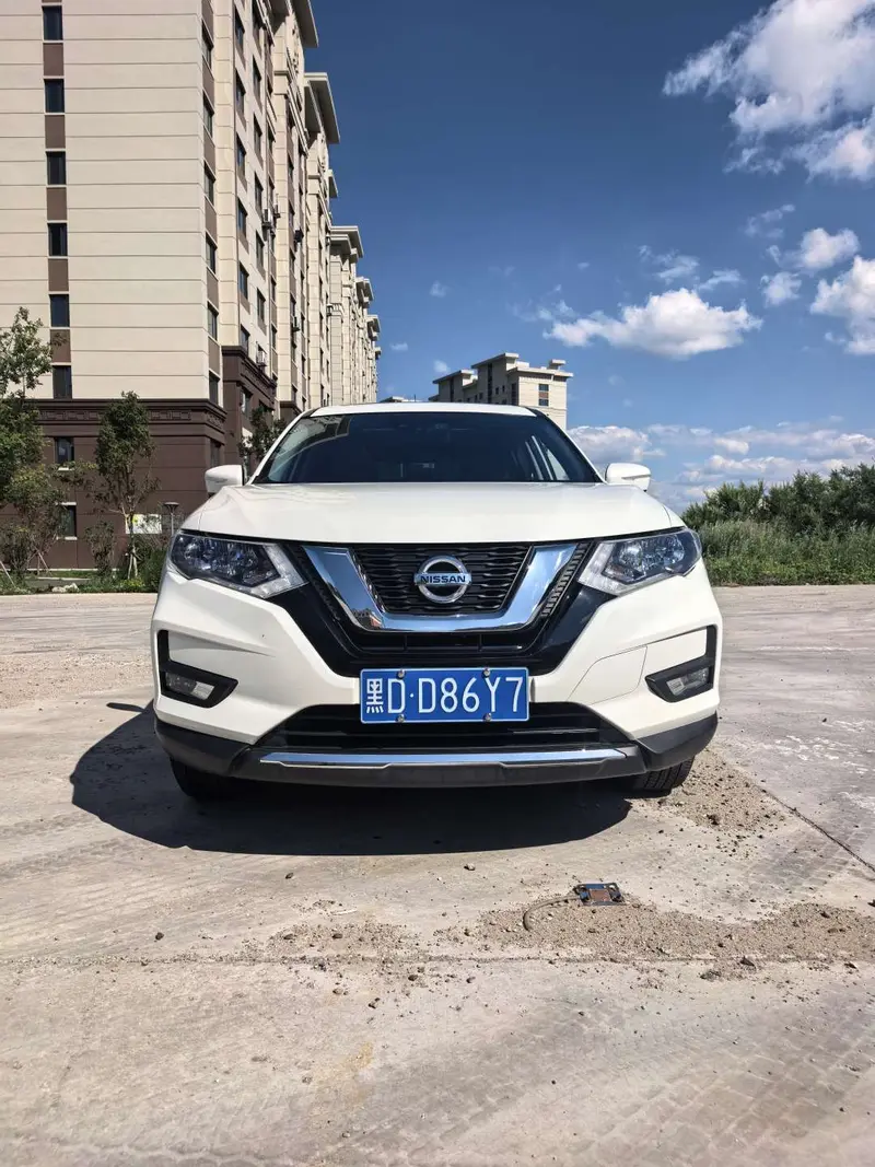 Nissan X-Trail — фото 2